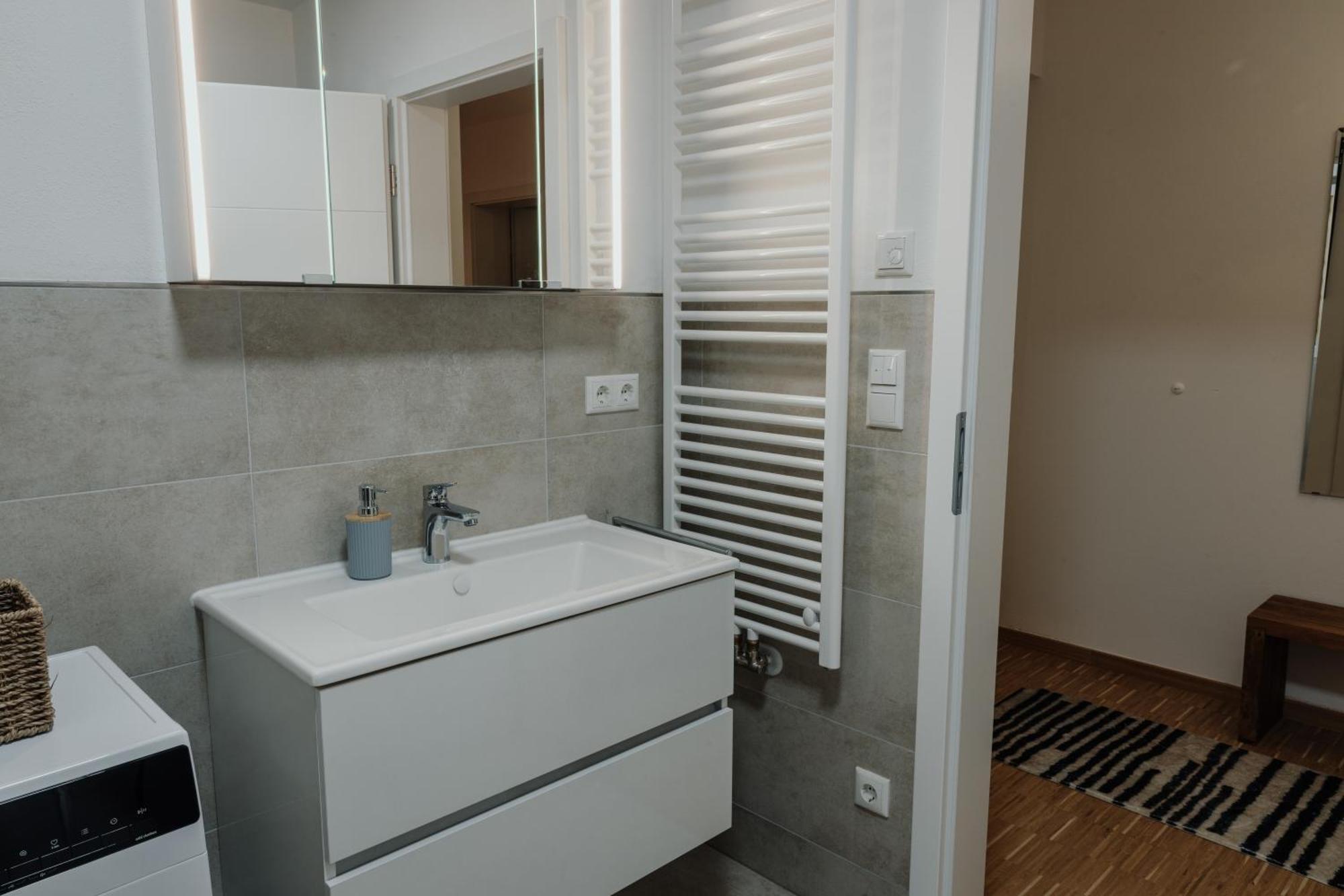 Passaus Motto Appartements! Solo - Paerchen - Familien - Gruppen Dış mekan fotoğraf