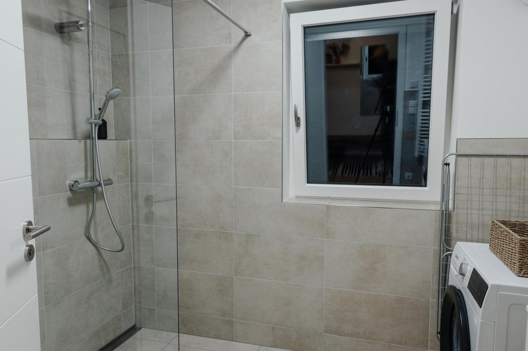 Passaus Motto Appartements! Solo - Paerchen - Familien - Gruppen Dış mekan fotoğraf